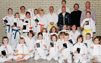 news-skdm-karate-pruefungen-2013-09-30-kinder-und-jugendliche.jpg