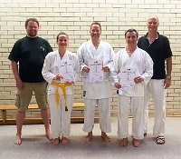 Gruppenfoto: Erwachsenen-Kyu-Prüfungen, Karate-Dojo Montabaur, Juni 2017